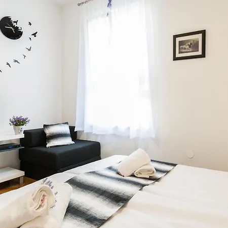 Bagi Apartment In Old Town Center