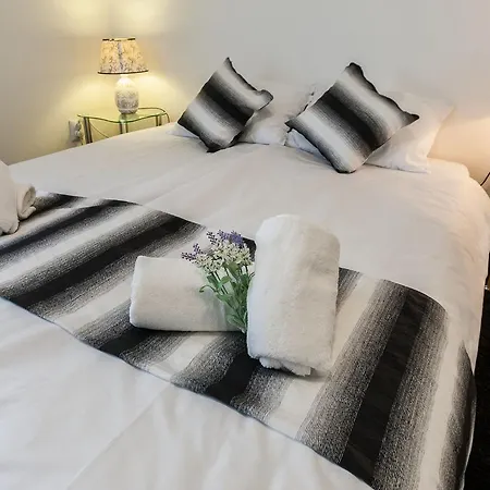 Apartment Bagi Apartment In Old Town Center *